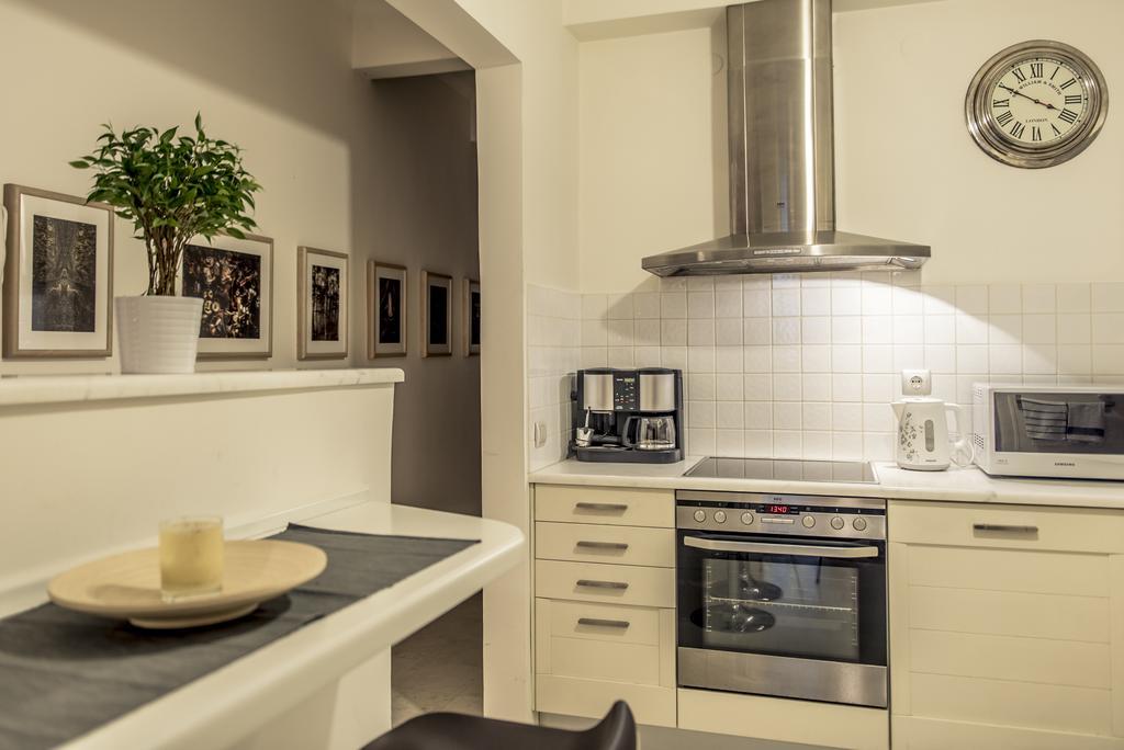Elegant Supercentral Apartment Thessaloniki Exterior photo